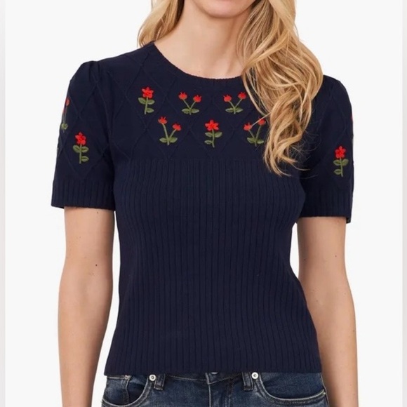 CeCe Tops - CeCe Cotton Embroidered Short Sleeve Sweater - Size Medium